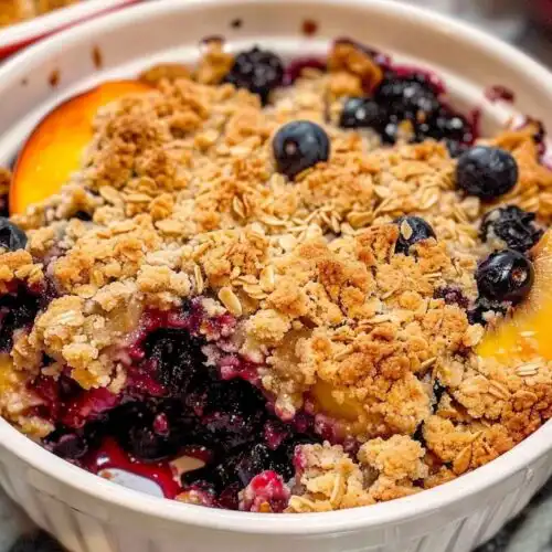 Blueberry Peach Crumble: A Perfect Summer Dessert